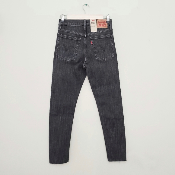 Levi's * Wedgie Fit High Rise Skinny Raw Hem Jeans - Picture 7 of 8